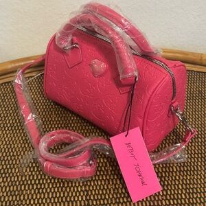 NWT BETSEY JOHNSON Faux Leather Pink Skull Crossbody